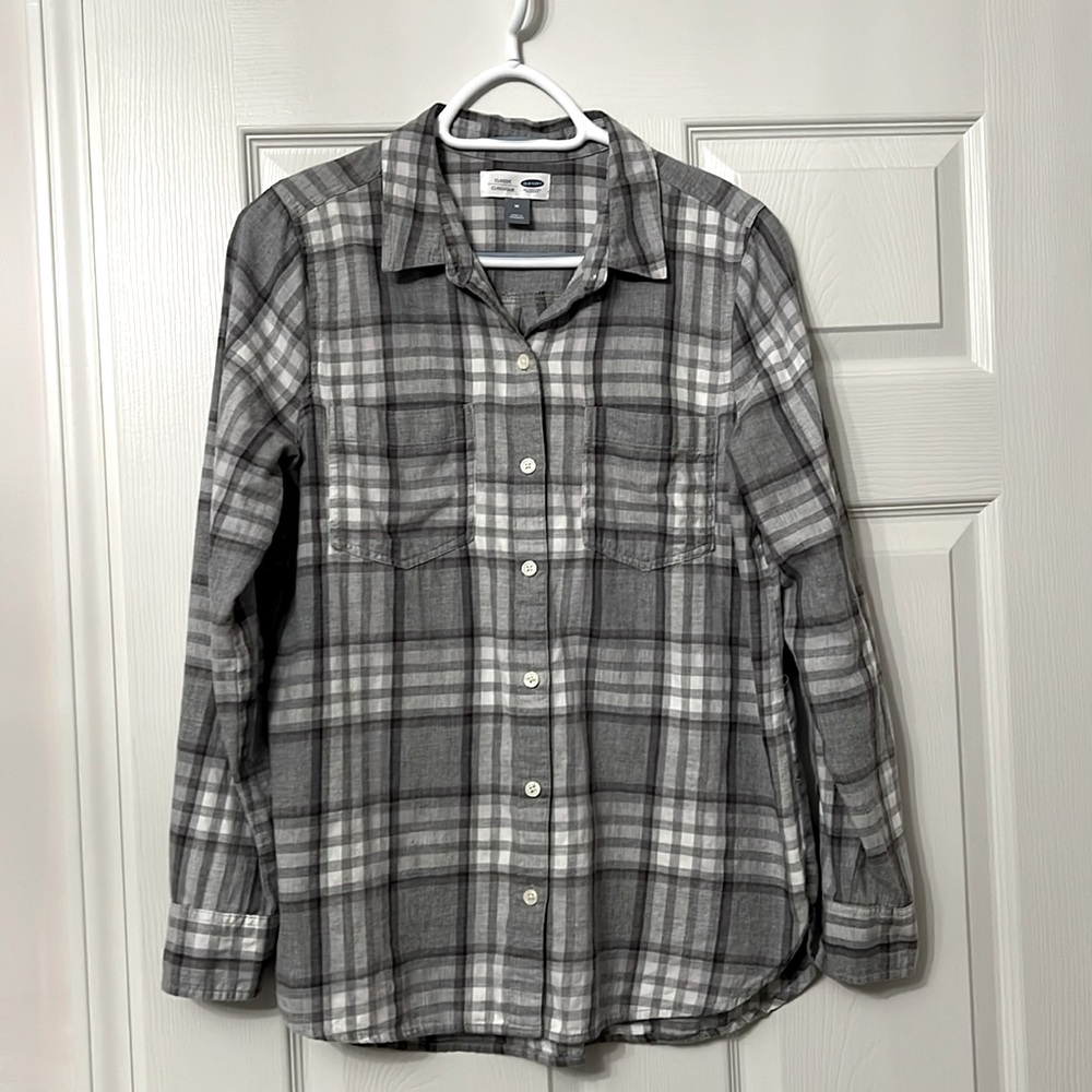 Old Navy flannel shirt Gray Size medium
